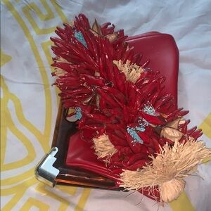 Hand made chili peppers clutch